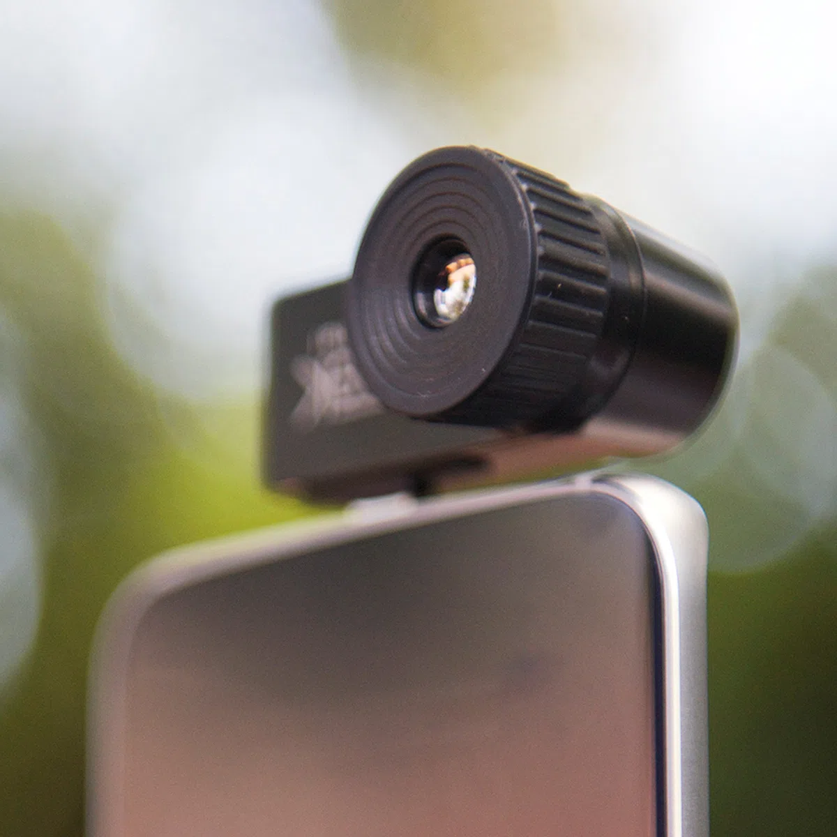 Seek Thermal Compact XR - Preiswerte Wärmebildkamera mit Erweiterter Sichtweite, Micro-USB Anschluss und Wasserdichtem Schutzgehäuse Kompatibel mit Android Smartphones - Schwarz
