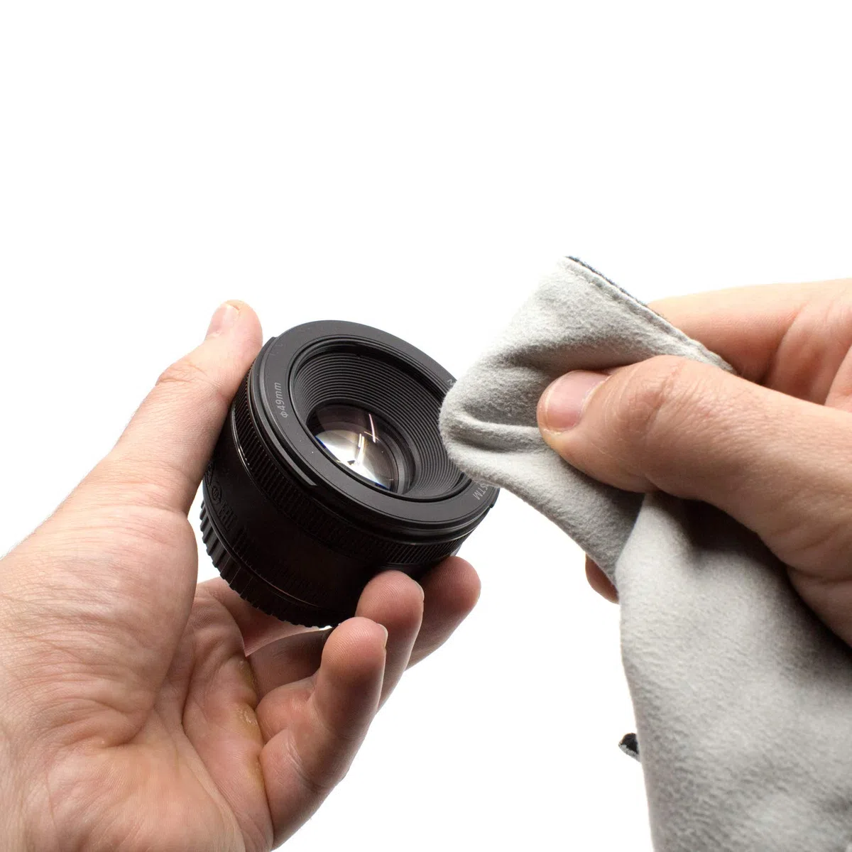 Einschlagtuch für Kamera als Schutzhülle für Fotoausrüstung im Rucksack, Tasche, Beutel etc. | Geeignet für DSLM/DSLR (mit Objektiv), Objektive, Tablet-PC etc. | M (40 x 40 cm) | AML-8780